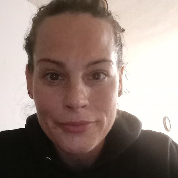 Meet your Posher, Tiffany - Picture 1 of 1